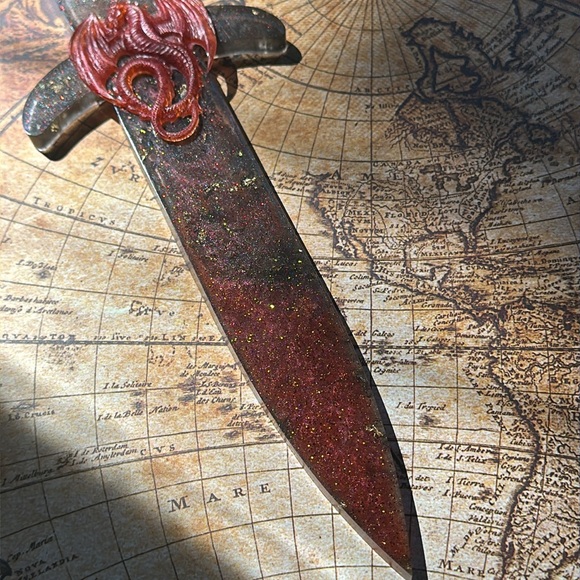 House of the dragon/GOT/ASOIAF House Targaryen resin dagger sword wall hanging - Picture 12 of 17